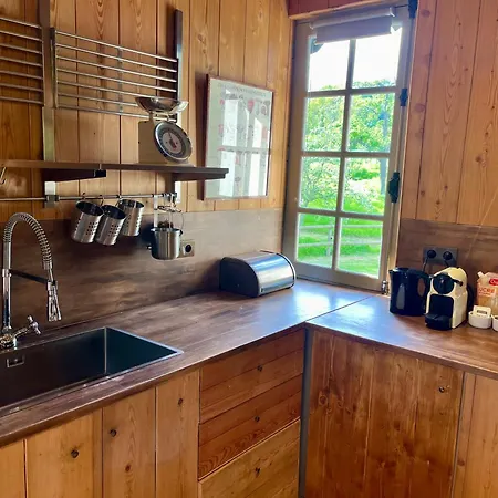 Paisible Au Bord De L'eau -15 Mn Des Cotes