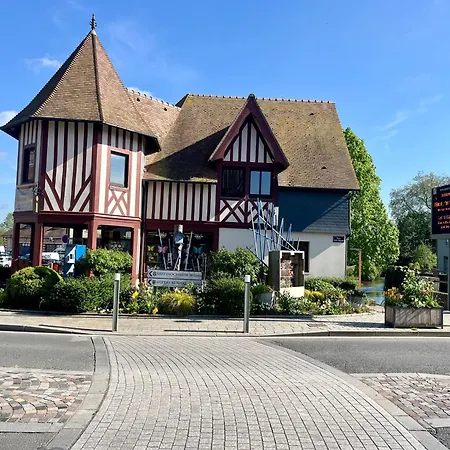 Ferienhaus Paisible Au Bord De L'eau -15 Mn Des Cotes *