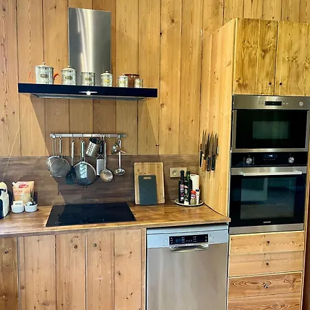 Paisible Au Bord De L'eau -15 Mn Des Cotes *