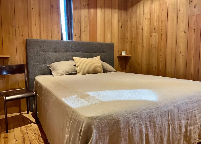 Ferienhaus Paisible Au Bord De L'eau -15 Mn Des Cotes