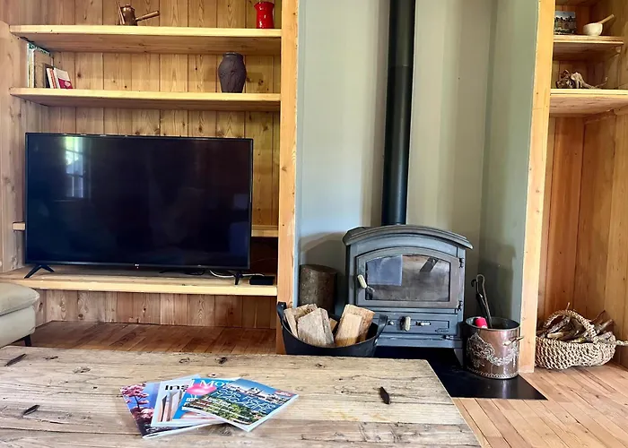 Ferienhaus Paisible Au Bord De L'eau -15 Mn Des Cotes *